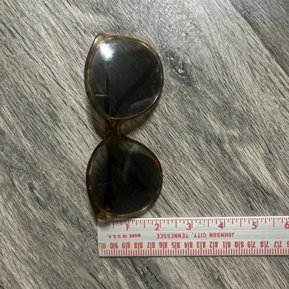 VINTAGE 70s OVERSIZED TORTOISE LADIES OVAL SUNGLASSES + CASE